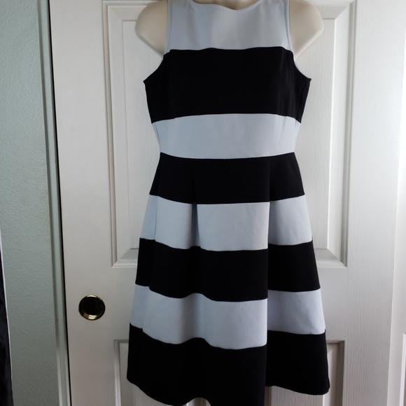 LOFT Dresses & Skirts - Loft 2p striped dress